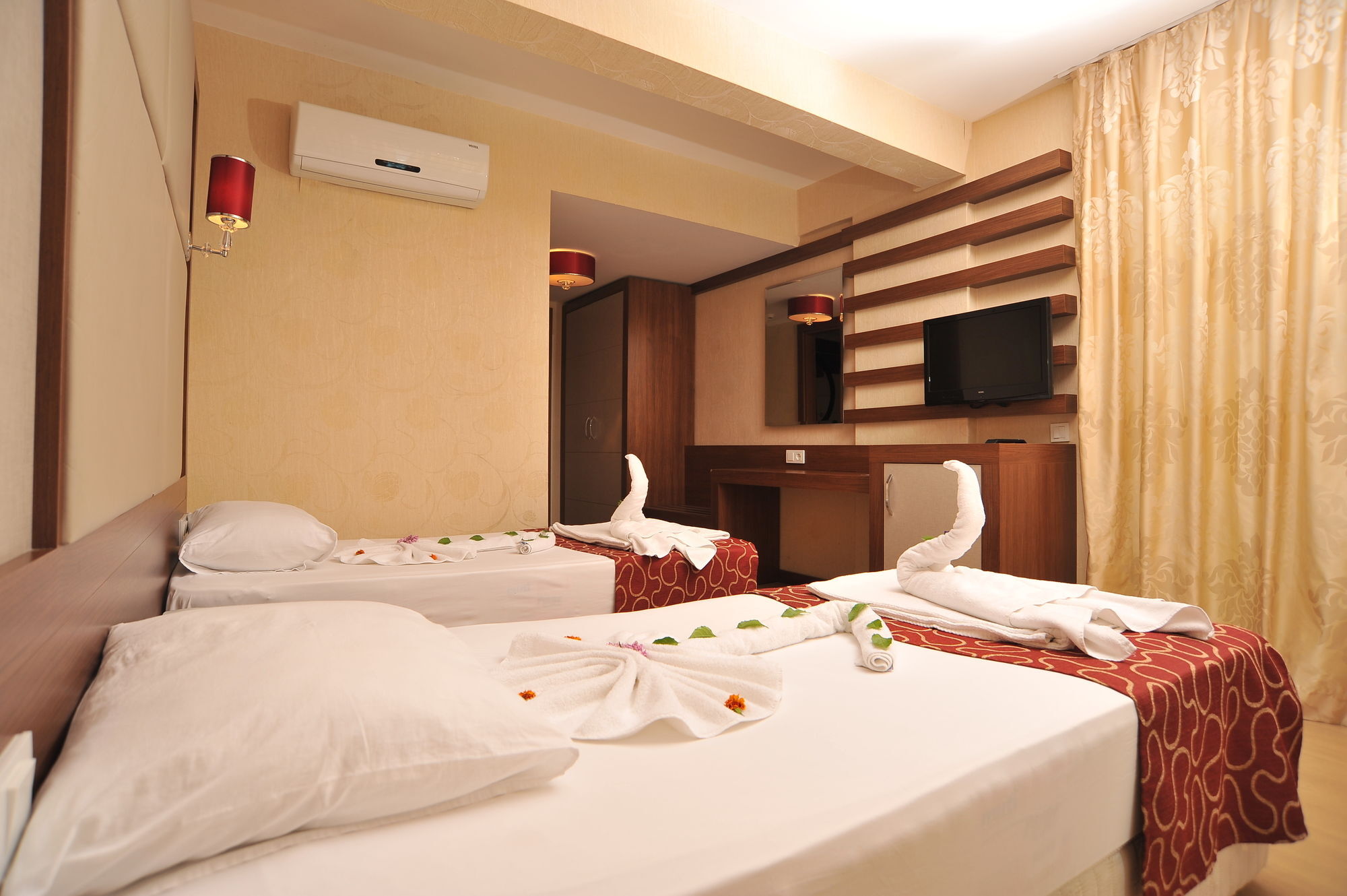 אלאניה Cleopatra Golden Beach Hotel מראה חיצוני תמונה